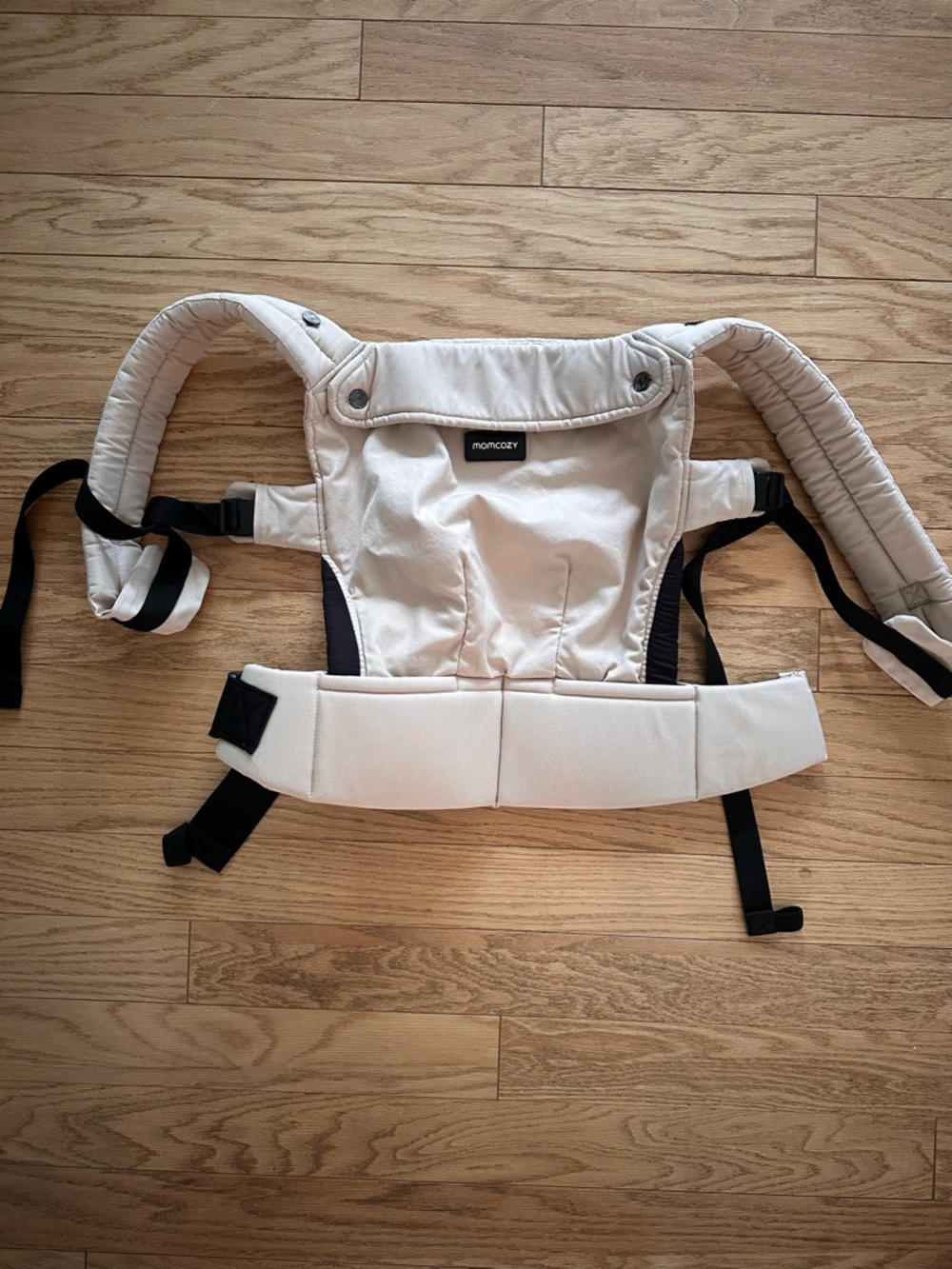 Momcozy Cream carrier